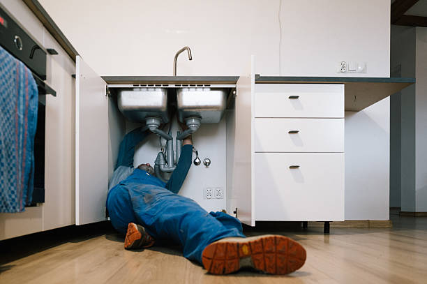 Professional Leak Detection technician working in Morton, WA